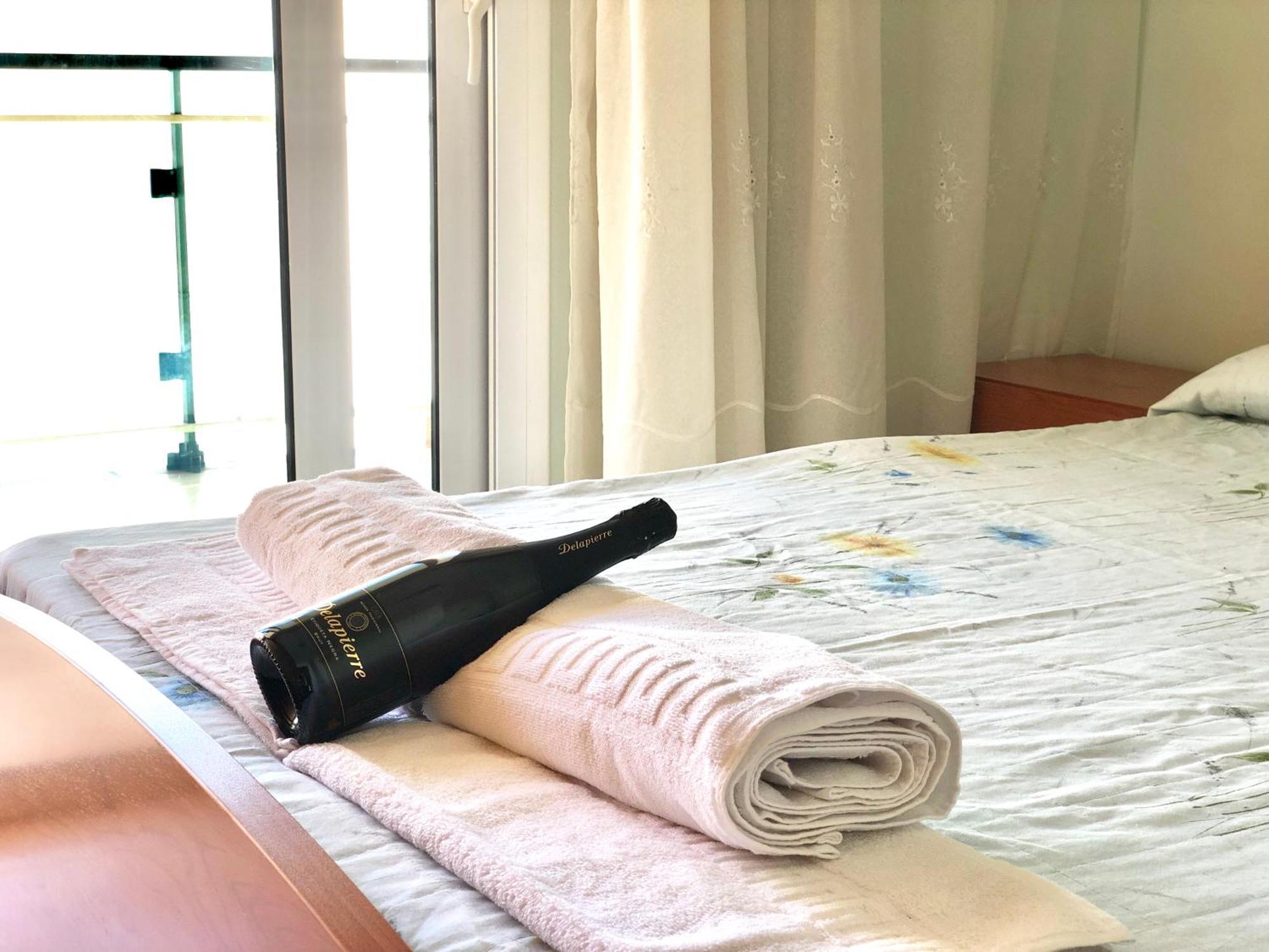 Apartamentos Benet Roses Eksteriør billede