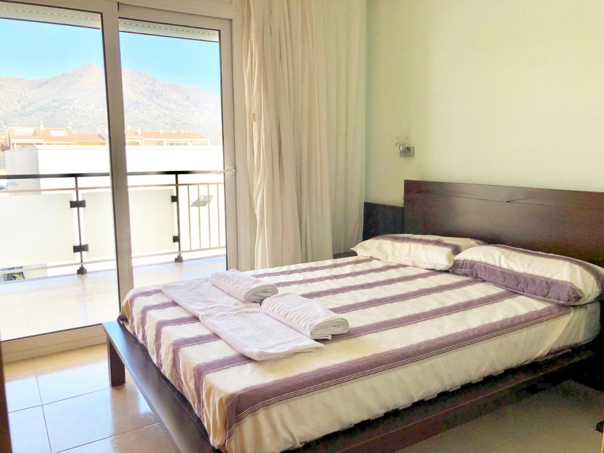 Apartamentos Benet Roses Eksteriør billede