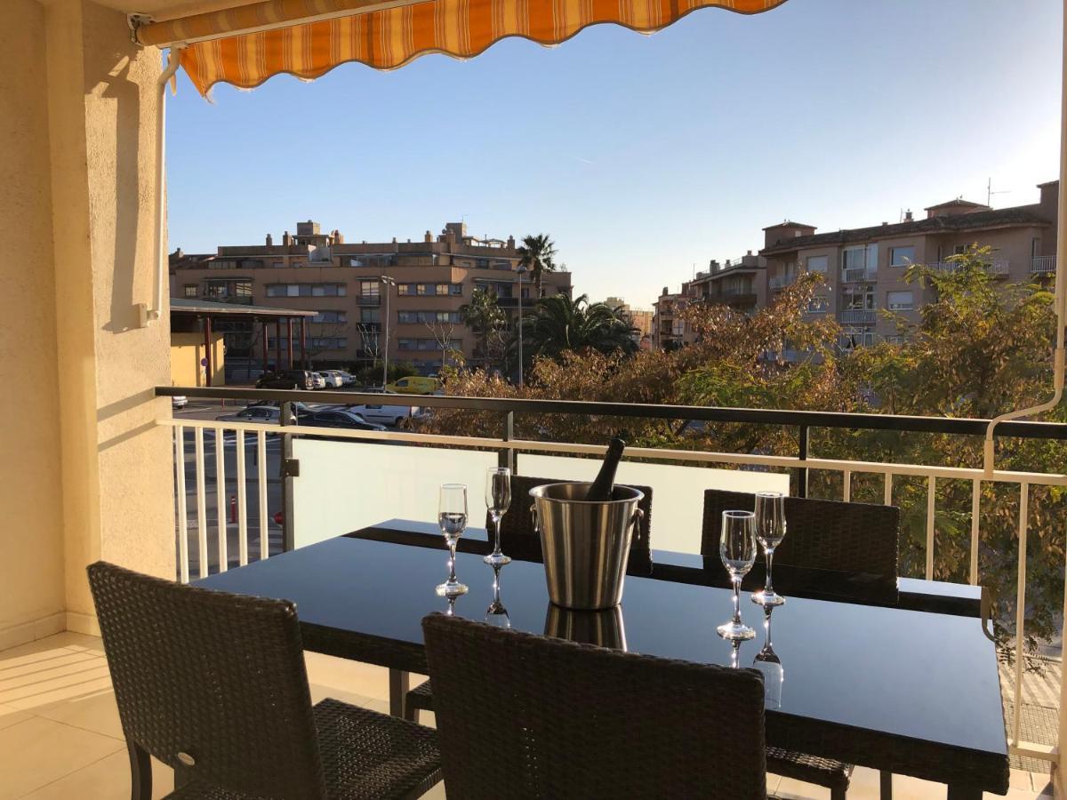 Apartamentos Benet Roses Eksteriør billede